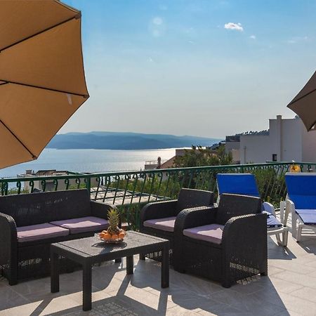 Navis Sea View Apartment With Pool Makarska Exterior photo