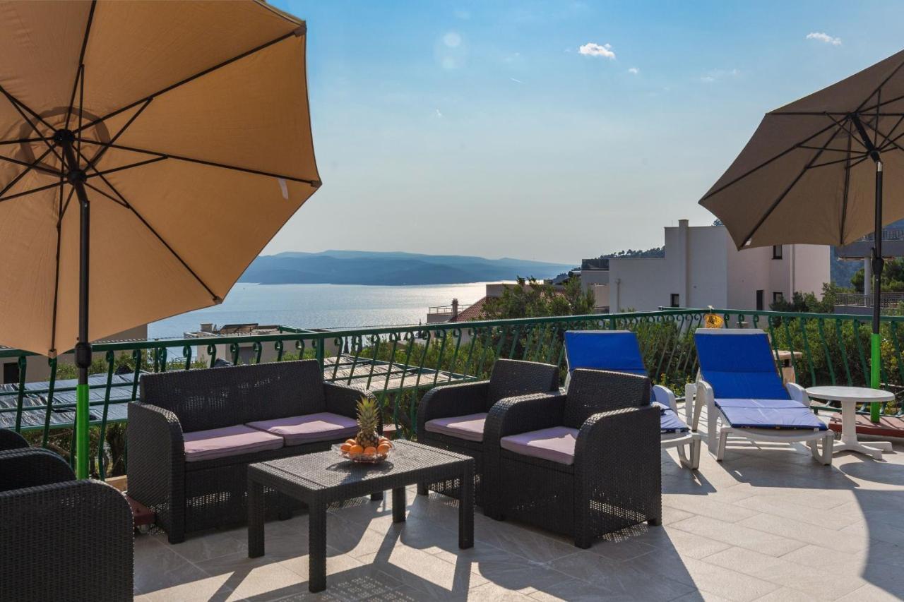 Navis Sea View Apartment With Pool Makarska Exterior photo