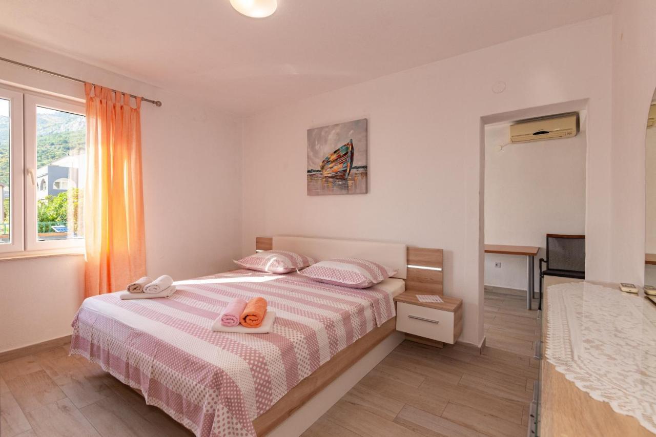 Navis Sea View Apartment With Pool Makarska Exterior photo
