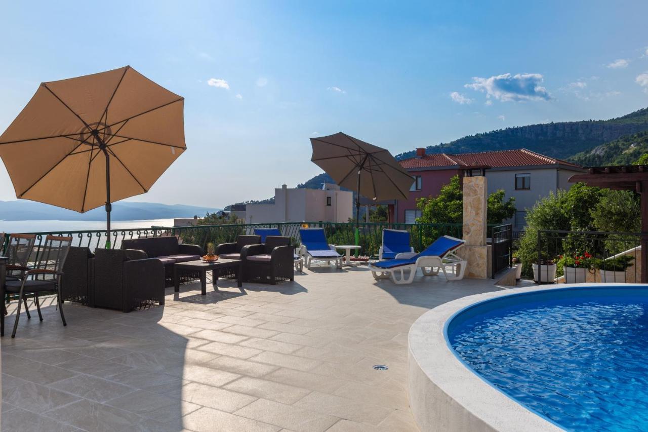 Navis Sea View Apartment With Pool Makarska Exterior photo