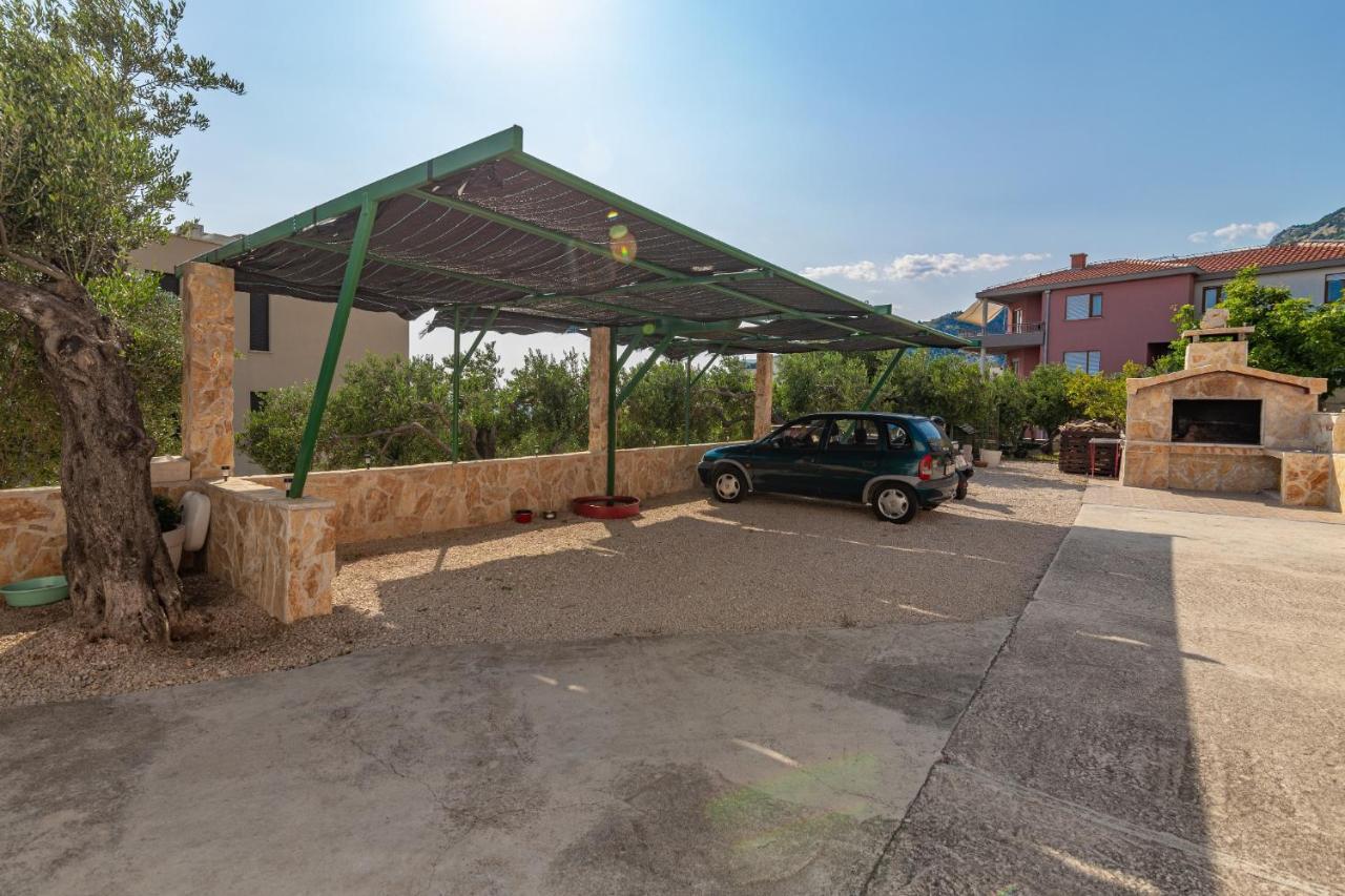Navis Sea View Apartment With Pool Makarska Exterior photo